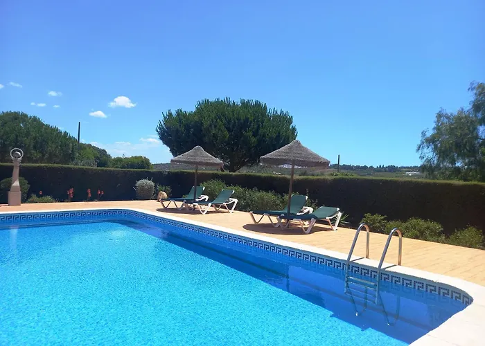 Quinta Das Aves - Apartamento T2 Com Piscina Comum
